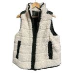 Tuckernuck  leather and shearling beckham reversible vest green‎ size Large Photo 0