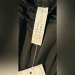 Halara  Jogger open side Pants NWT Photo 0