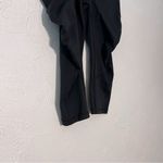 Lululemon  Womens Black Ruched Capri Cropped Leggings Size 6 Photo 3