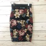 NWT Moka • London • 100% Silk • Floral • Size 8 Red Photo 1