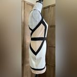 NWT Women’s Colorblock Dress. White Size M Photo 2