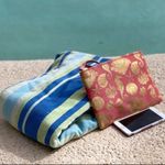 Stylemaker Sea Life Gold Foil Wristlet Bag Orange Photo 1