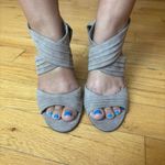 Beige suede open Photo 1