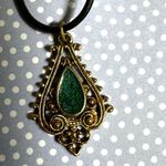 Green and gold tone pendant necklace on black cord Photo 2