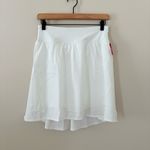 Spanx New Get Moving Skort 17" Booty Boost Short White Size M Photo 2