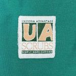 Uniform Advantage  UA Scrubs Solid Green Scrub Top Shirt Size XS Photo 3