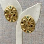 Vtg Sarah Coventry Gold Tone Oval Earrings Multicolor Stones Signed Clip on Photo 2