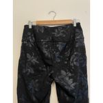 Soft Surroundings  Women Size Small‎ Stretch Black Metallic Floral Cropped Pants Photo 3