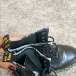 Dr. Martens  size 7 women’s Photo 2