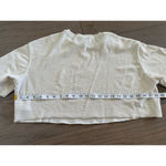 Divided  Cropped Textured T-Shirt White Size Medium Photo 5