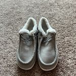 NWT Gray and White Shoes Size 5 Photo 5