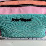 Betsey Johnson weekender double zip make-up/toiletries bag Photo 15