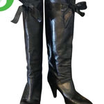 LAVORAZIONE ARTIGIANA HEELED BLACK LEATHER BOOTS WITH PATENT LEATHER BOW (7) Photo 0