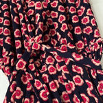 Leota ‎ Sleeveless V Neck Romper Tie Waist Navy Floral 2L (2X) Photo 3