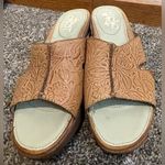 OTBT  Hannibal Sandals Women Size 7M Platform Wedge Tooled Tan Leather. Photo 1