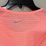 Nike  dri fit top small Photo 3