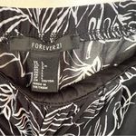 Forever 21  Women’s Black and White Drawstring Romper Sz L Photo 7