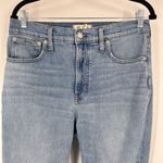 Madewell  The Perfect vintage mom jeans distressed‎ light Wash size 30 size 10 Photo 6