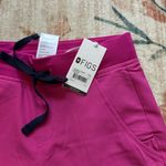 FIGS  Zamora 2.0 Jogger Scrub Pant In Fuchsia Photo 4
