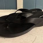 Okabashi Womens L Large Black Aspire Med Wedge Sandals Flip Flops Made in USA Size 10 Photo 1