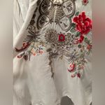 Johnny Was Embroidered Floral Tunic Top Sz S Light Gray Peasant Whimsy Blouse Photo 4