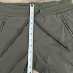 Athleta Trekkie North Green Jogger Pants Size 6P (Minor flaw) Photo 9
