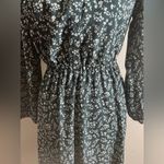 NWT Colza size small elastic fitted waist green with small cream flowers Photo 8