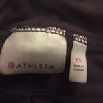 Athleta  XS cropped/Capri athletic workout leggings Photo 2