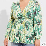 Torrid  NWT Green Textured Knit Surplice Puff‎ Sleeve Babydoll Top size 0X 12 Photo 0