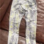 Lululemon wunder train high rise tight
25" Photo 2