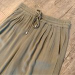 Love Tree Los Angeles Olive Green Drawstring Linen Pants Photo 5