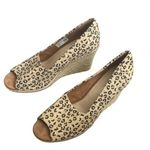 Toms  wedge Canvas Peep Toe Wedge heel woman Snow Leopard Print shoe new Size 11 Photo 0