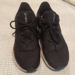 Nike  Legend Essential 2 Size 10 10M Photo 1