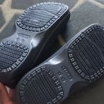 Crocs  Black Slip Resistant Work Clogs SIZE 8M 10W – Like New Photo 4