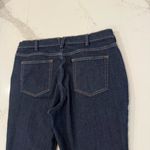 Duluth Trading Co Mid Rise Straight Leg Denim Jeans Women’s 14x31 Dark Indigo Blue Size 14 Photo 6