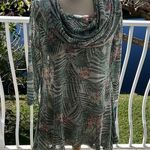 Kensie  sweater size M Photo 0