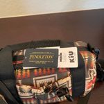 Pendleton  x Kiu Rain Store Japan Exclusive Square Padded Mini Boston Bag NWT Photo 7