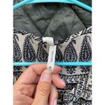 Live 4 Truth  Short Sleeve Shirt Size Medium Photo 3