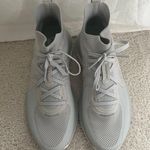 Lululemon Women’s Chargefeel 2 Mid Workout Shoe Photo 1