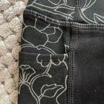 Skechers Sketchers Black Leggings EUC Size Med #7490 Photo 4