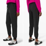 Lululemon Keep Moving Jogger in Black Size 10 Photo 1