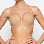 SKIMS NWT Fits Everybody T-Shirt Bra Photo 0