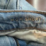 American Eagle ‎ Mom Shorts Denim High Rise Cuffed Medium Wash size 6 Photo 3