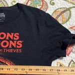 Dungeons & Dragons Honor Among Thieves size small pullover graphic print tshirt Black Photo 5