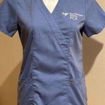 Grey's Anatomy Greys & Anatomy By Barco Yale New Haven Hospital Top PCA Blue Short Sleeves Sz S Photo 0
