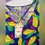 Entro NWT  Vibrant Shirt - small Photo 2