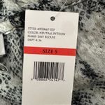 NWT Sofia Jeans Blouse Womens S Gray Snake Print Ruffle Boho Whimsigoth Witchy Photo 6