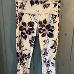 Athleta  High Rise Magnolia Floral Capri Leggings | Women’s Size Small Photo 0