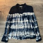 Young Fabulous and Broke Young, Fabulous and broke top Photo 0