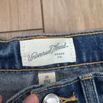 Universal Threads Universal Thread Mid-rise 90s baggy Jeans- size 2 Photo 3